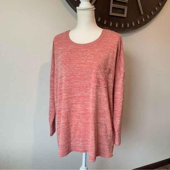 Torrid Super Soft Plush Long Sleeve T-Shirt Scoop Neckline - Picture 8 of 8